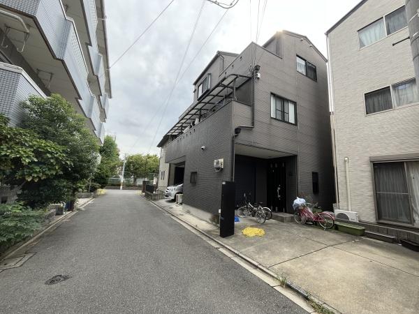 守口市寺方錦通3丁目の中古一戸建て(庭)