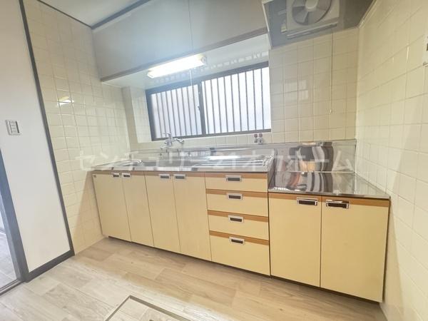 寝屋川市大成町の中古一戸建