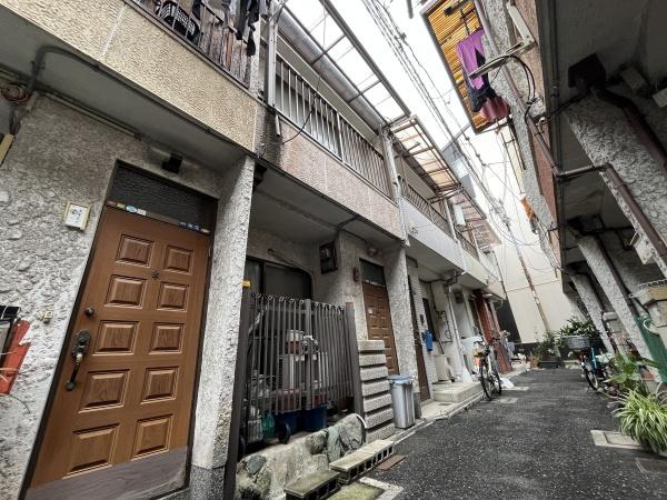 門真市宮野町の中古一戸建て(玄関)