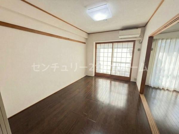オークヒルズ香里四番館