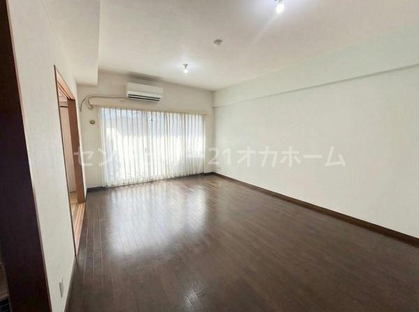オークヒルズ香里四番館