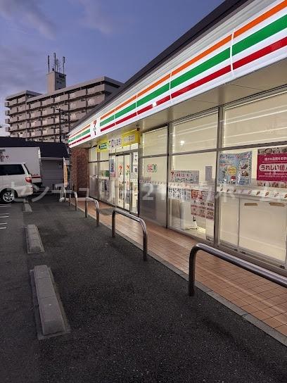 寝屋川市八幡台の新築一戸建(セブン-イレブン寝屋川宇谷町店)
