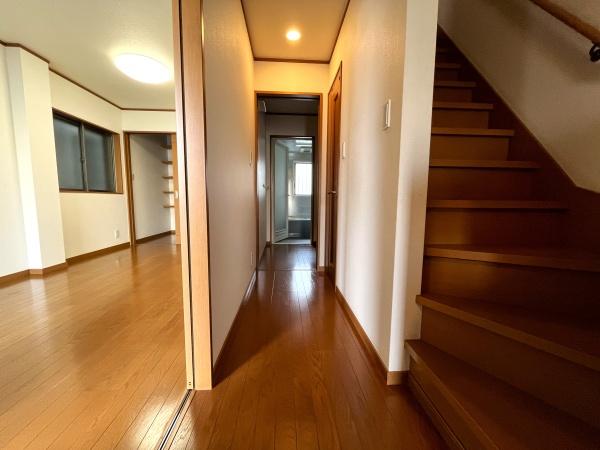 守口市寺方錦通４丁目の中古一戸建て