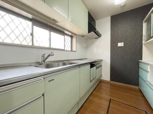 寝屋川市高宮１丁目の中古一戸建て