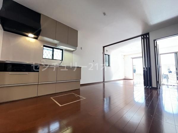 守口市梅町の中古一戸建