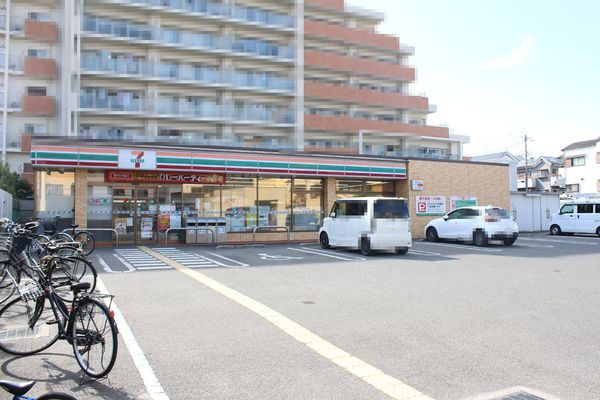 寝屋川市黒原橘町の中古一戸建て(セブンイレブン寝屋川黒原新町店)