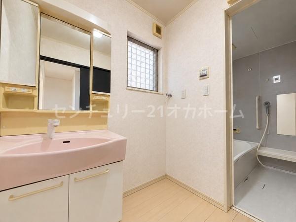 寝屋川市黒原橘町の中古一戸建て