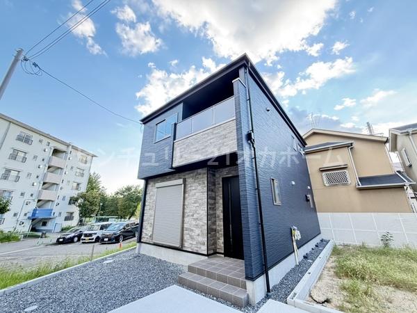 寝屋川市明徳２丁目の新築一戸建