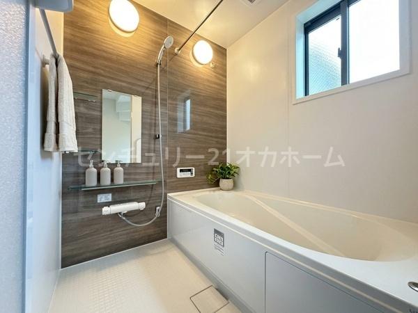 寝屋川市明徳２丁目の新築一戸建