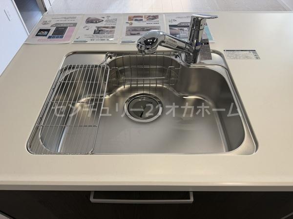 寝屋川市明徳２丁目の新築一戸建