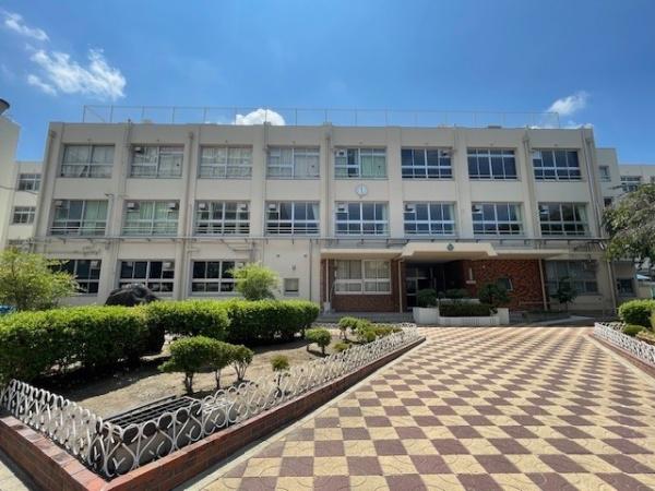 メガロコープ関目(大阪市立関目東小学校)