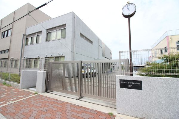 守口市西郷通4丁目の中古一戸建て(守口市立寺方南小学校)