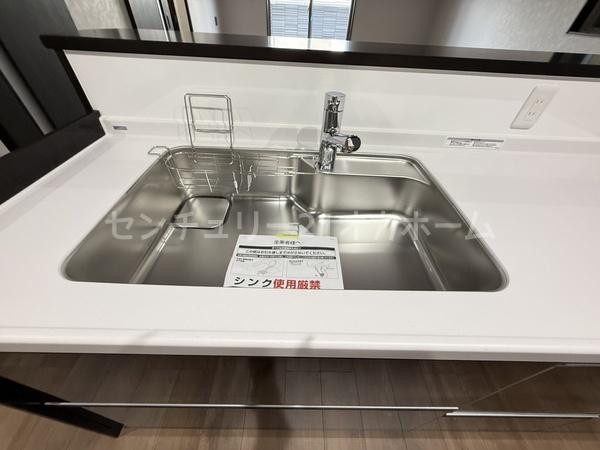 寝屋川市仁和寺本町4丁目新築戸建