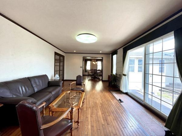西宮市苦楽園三番町の中古一戸建て