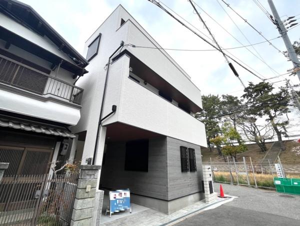 西宮市小松南町1丁目（新築戸建）