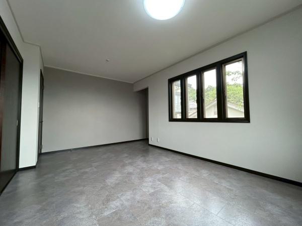 西宮市苦楽園四番町の中古一戸建て