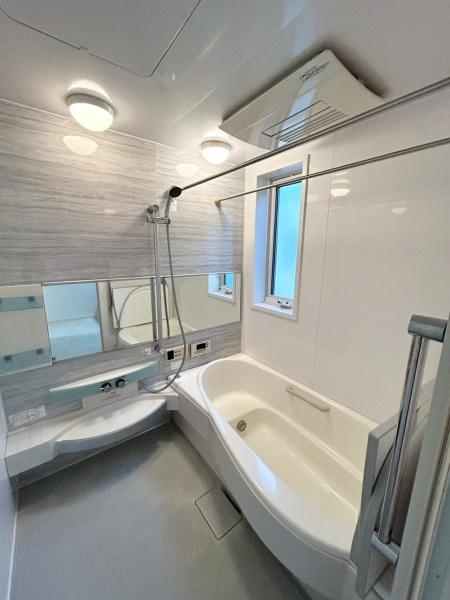 西宮市浜甲子園４丁目の中古一戸建て