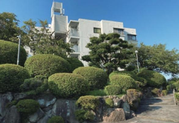 メゾン越木岩A棟