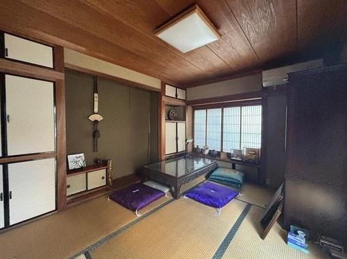 洲本市下加茂１丁目の中古一戸建て