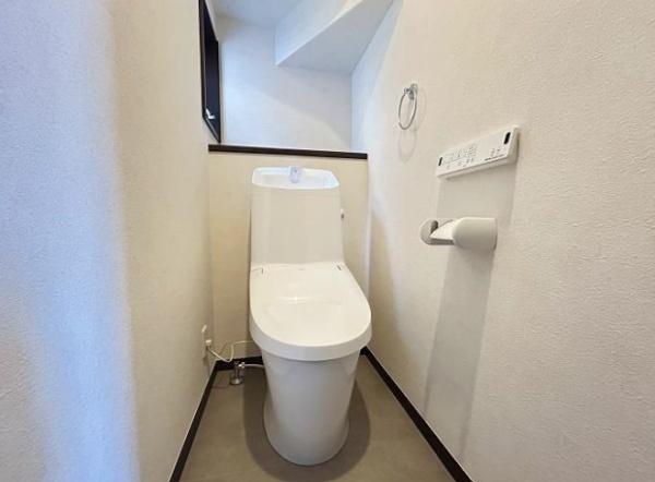 西宮市苦楽園四番町の中古一戸建て