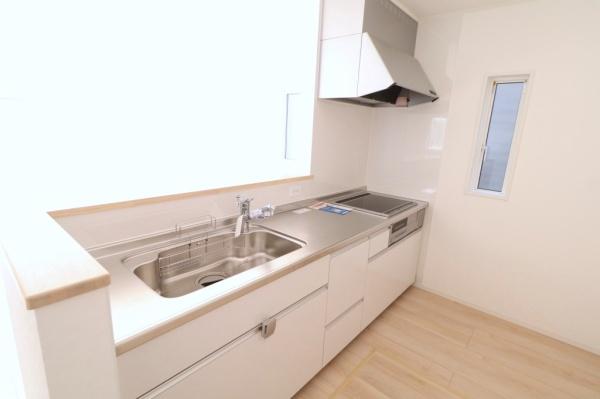 宮崎市新栄町第２－５　新築戸建
