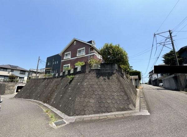宮崎市薫る坂２丁目の中古一戸建て