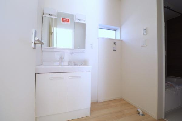 宮崎市中津瀬第２ー２　新築戸建