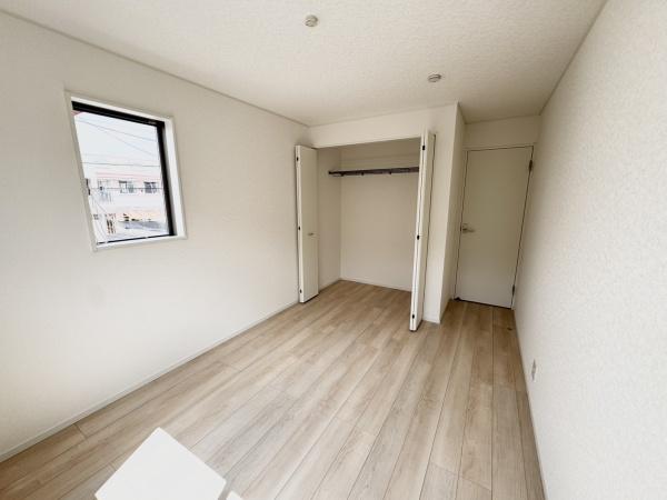 宮崎市霧島第２－１号棟　新築戸建