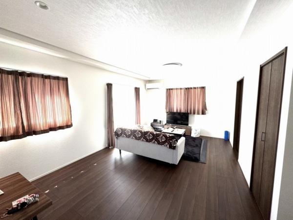 宮崎市江平東　中古戸建