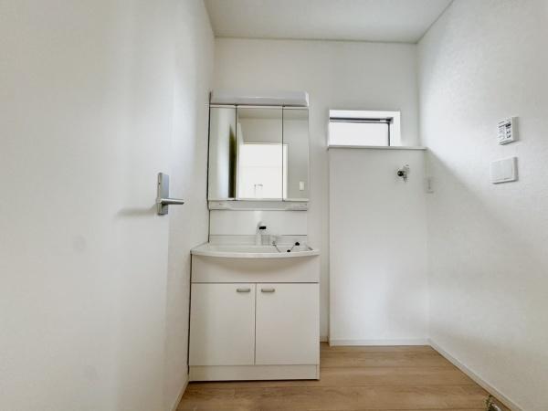 宮崎市祇園第２－３号棟　新築戸建