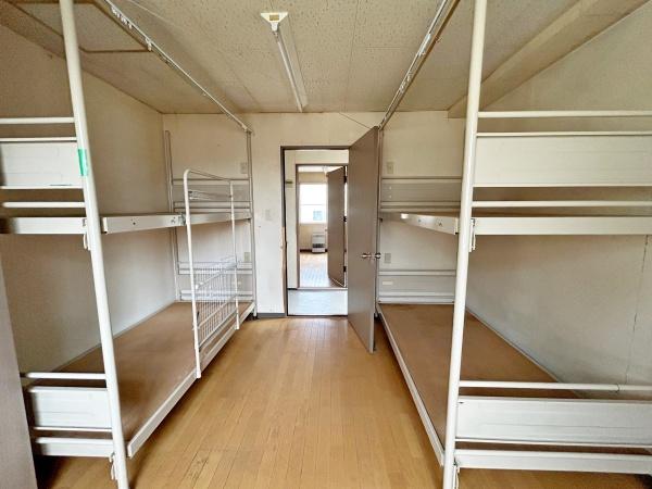 新川西１－３　寮