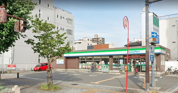 堺市堺区南半町東1丁の中古一戸建て(ファミリーマート堺中之町東店)