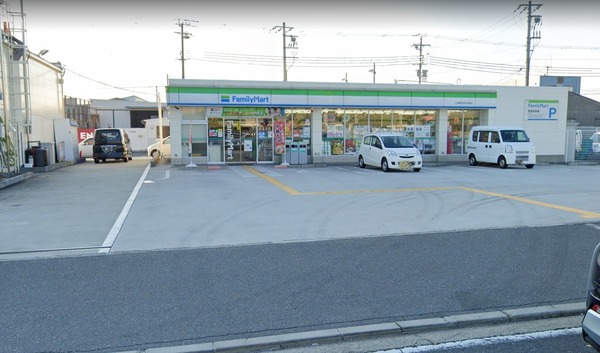 岸和田市磯上町5丁目の中古一戸建て(ファミリーマート小浦岸和田木材町店)