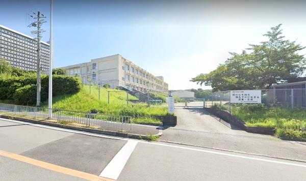 堺市南区逆瀬川の中古一戸建て(堺市立槇塚台小学校)