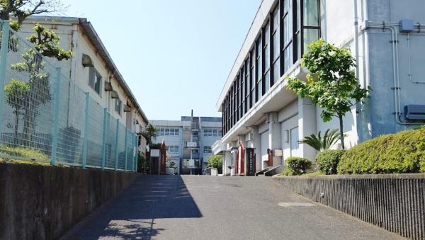 泉南郡熊取町つばさが丘東1丁目の土地(熊取町立東小学校)
