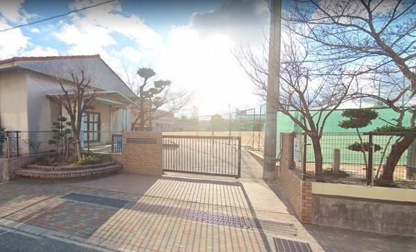 岸和田市南上町2丁目の土地(岸和田市立岸城中学校)