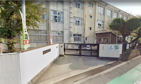 岸和田市加守町１丁目の土地(岸和田市立春木小学校)