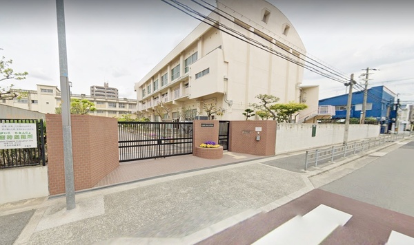 大阪市住之江区住之江３丁目の中古一戸建て(大阪市立住之江中学校)