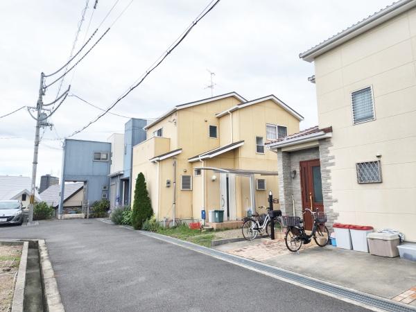 和泉市万町の中古一戸建