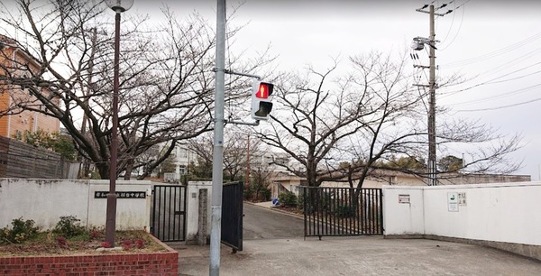 岸和田市尾生町の土地(岸和田市立桜台中学校)