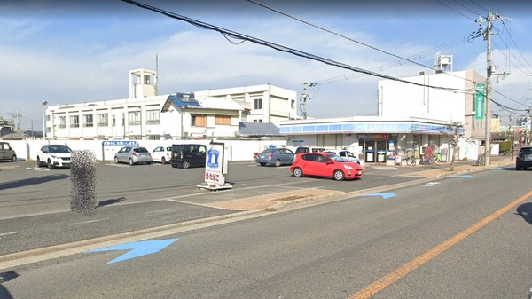 岸和田市並松町の中古一戸建て(ローソン岸和田沼店)