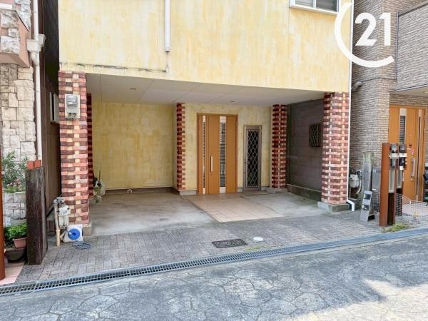 大阪市此花区酉島5丁目の中古一戸建て(駐車場)