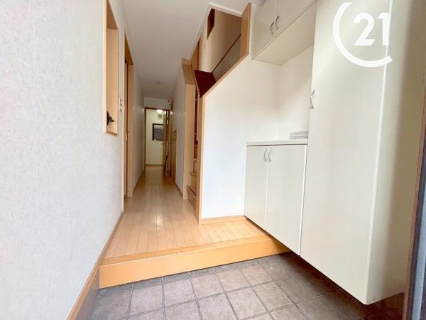 大阪市此花区伝法3丁目の中古一戸建て(玄関)