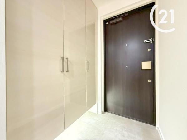 キングス夢咲シティ ひかりの街シャインコートC棟(玄関)