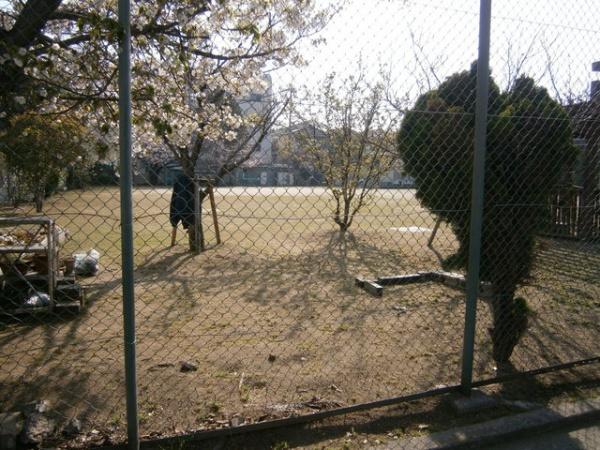 日商岩井野里マンション(姫里コミュニティ広場)