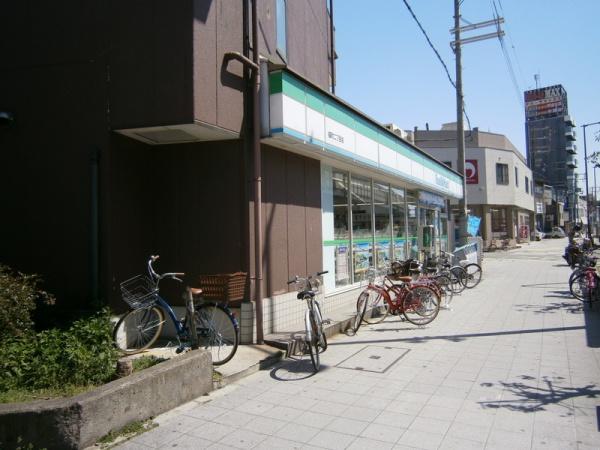 キングマンション新淀川(ファミリーマート福町二丁目店)