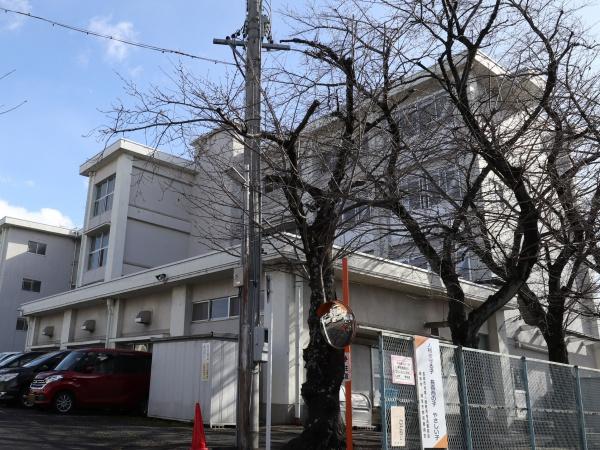 岐阜市日野北３丁目の土地(岐阜市立長森中学校)