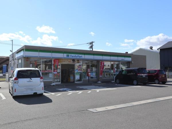 本巣市政田の土地(ファミリーマート本巣天神前店)