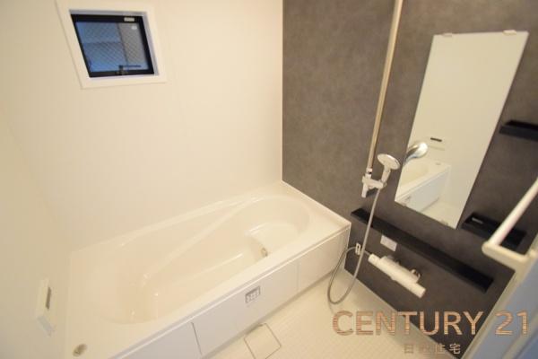 名古屋市昭和区円上町の新築戸建て(バス)