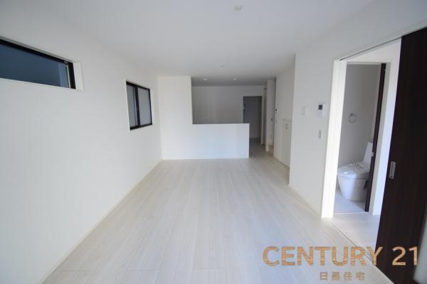 名古屋市昭和区円上町の新築戸建て(リビング)